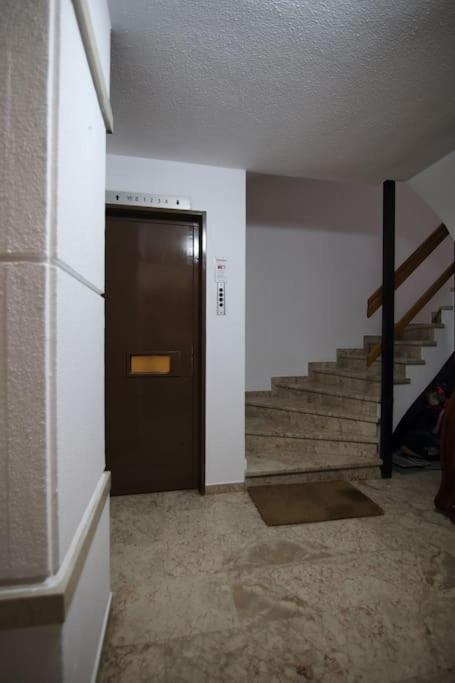 Eclectic Apartment Near Downtown Candia Esterno foto