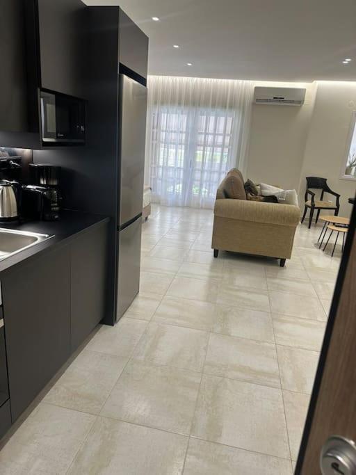 Eclectic Apartment Near Downtown Candia Esterno foto