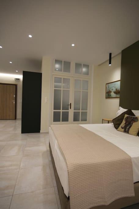 Eclectic Apartment Near Downtown Candia Esterno foto